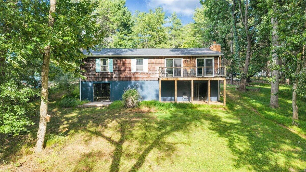 3003 Northridge RD - Photo 9