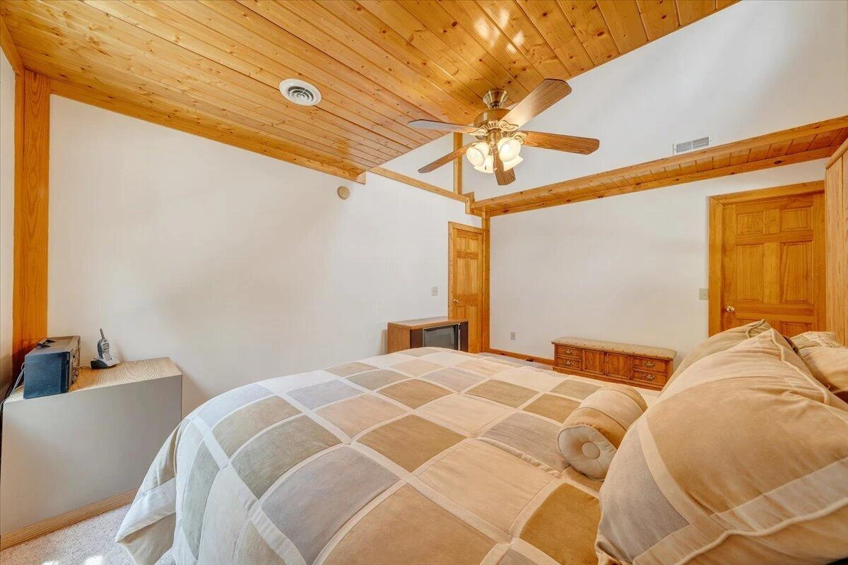 461 Sunset Bay RD - Photo 32