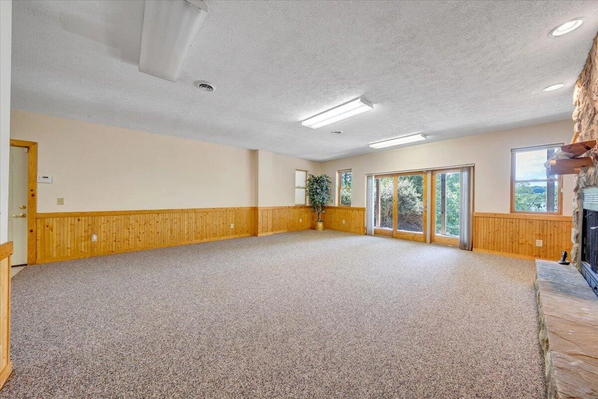 461 Sunset Bay RD - Photo 40
