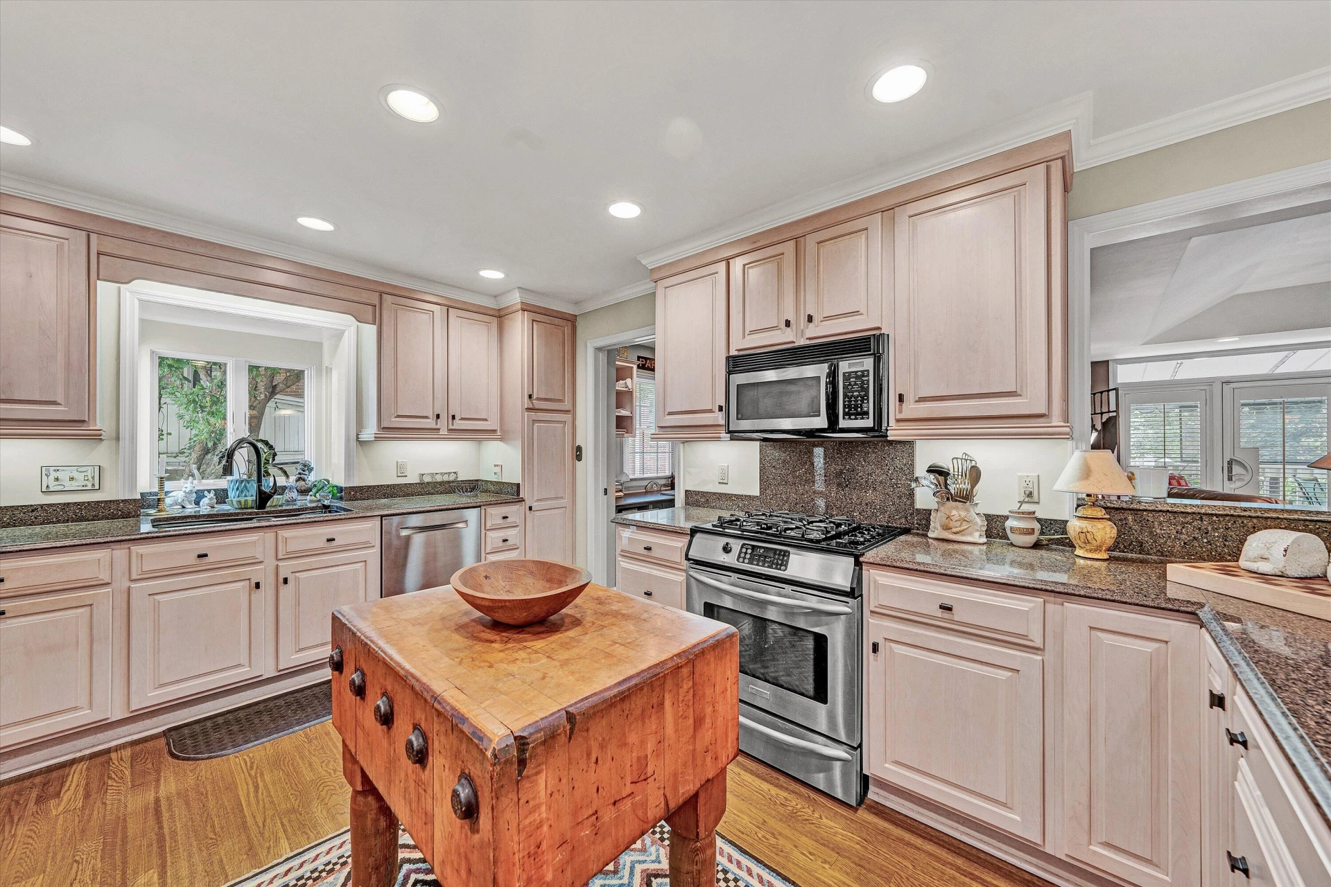 2601 Cornwallis AVE SE - Photo 18