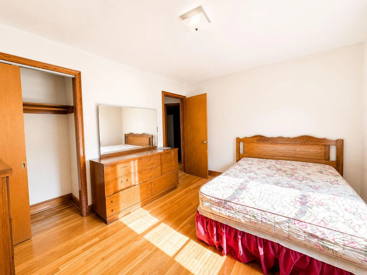 425 Goodwin AVE - Photo 16