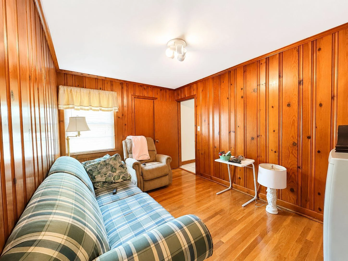 425 Goodwin AVE - Photo 20
