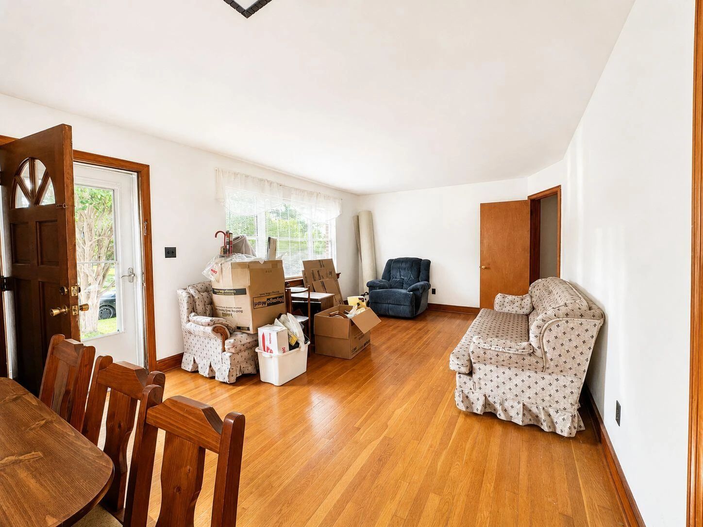 425 Goodwin AVE - Photo 4