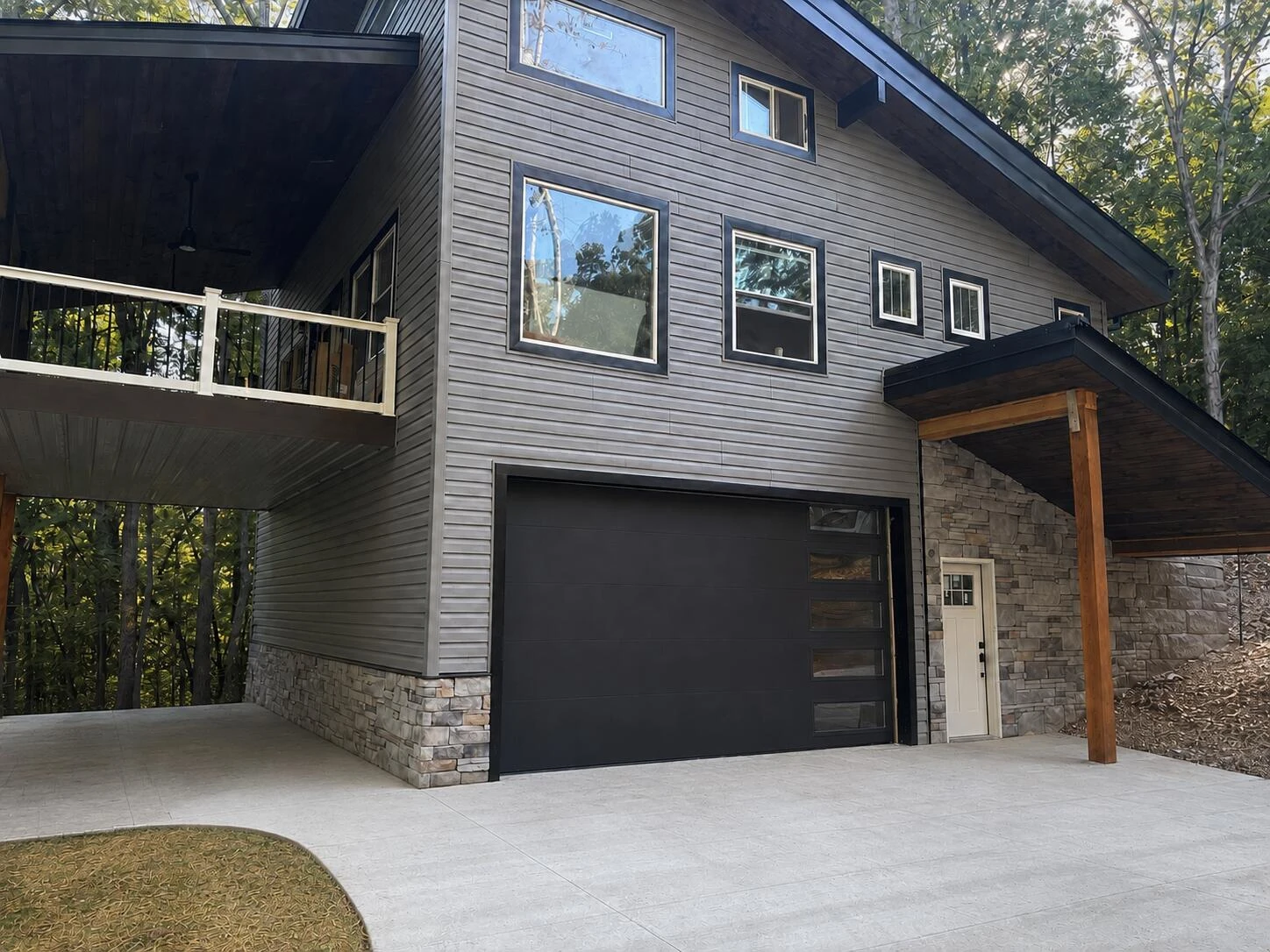 1127 Summerset DR - Photo 2