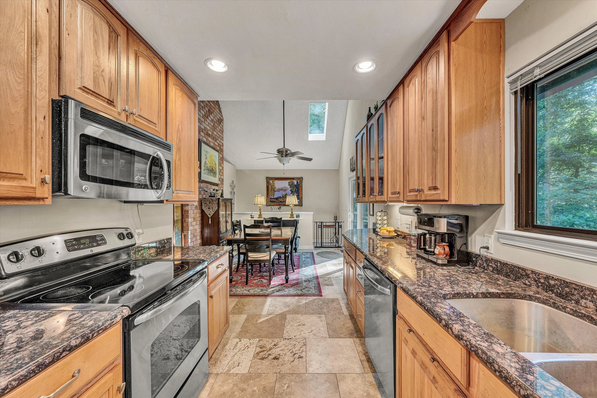 400 W Beaver Dam CT - Photo 13