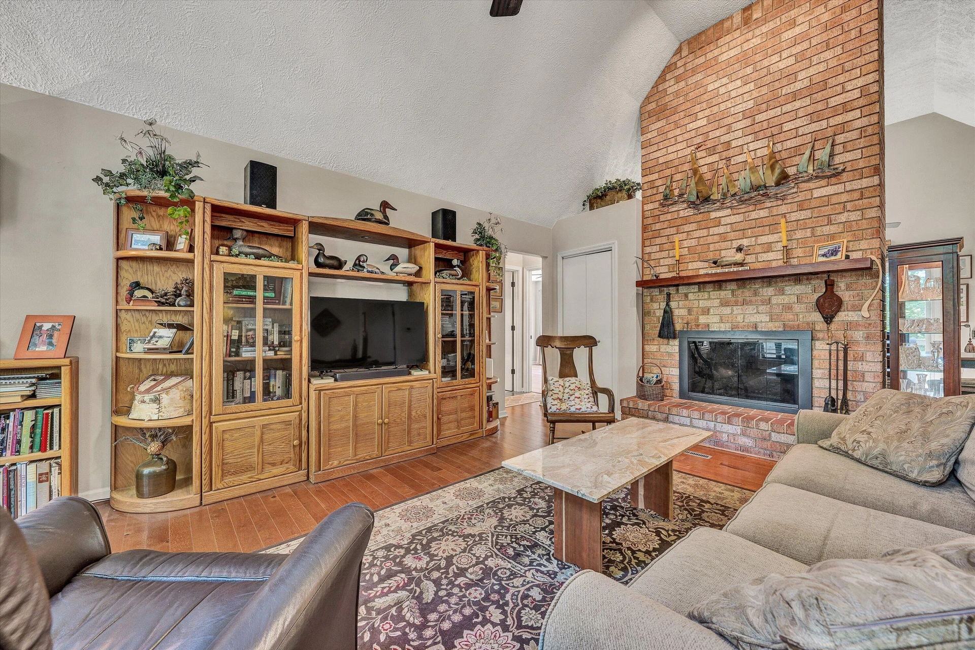 400 W Beaver Dam CT - Photo 6
