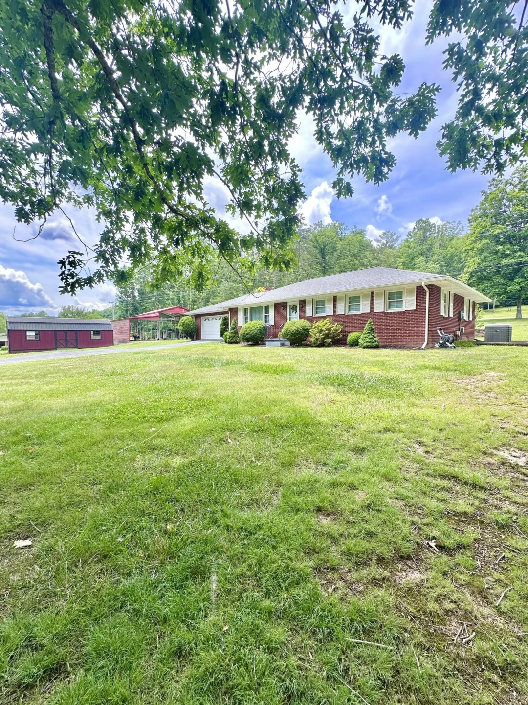 4926 Johnson Creek RD - Photo 2