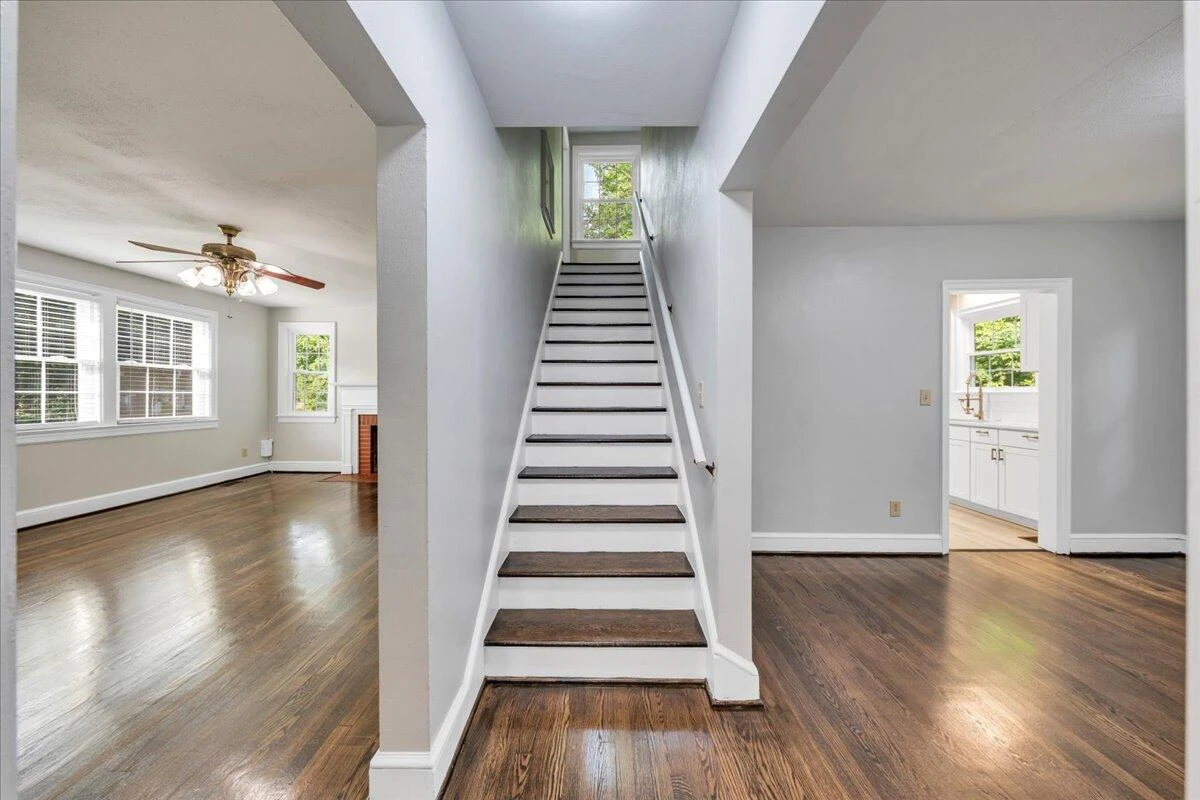 1556 Brandon AVE - Photo 23