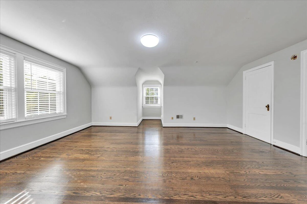 1556 Brandon AVE - Photo 25