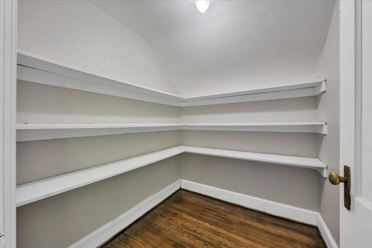 1556 Brandon AVE - Photo 28