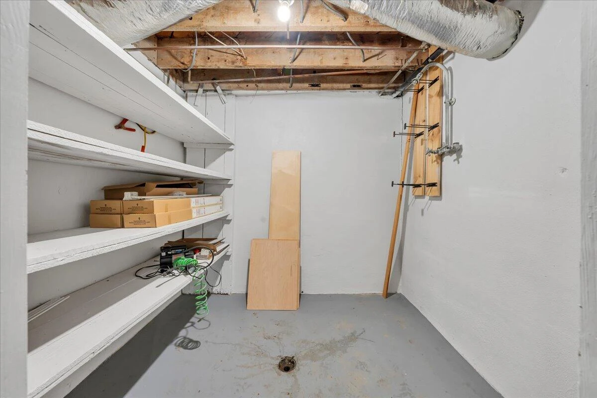 1556 Brandon AVE - Photo 33