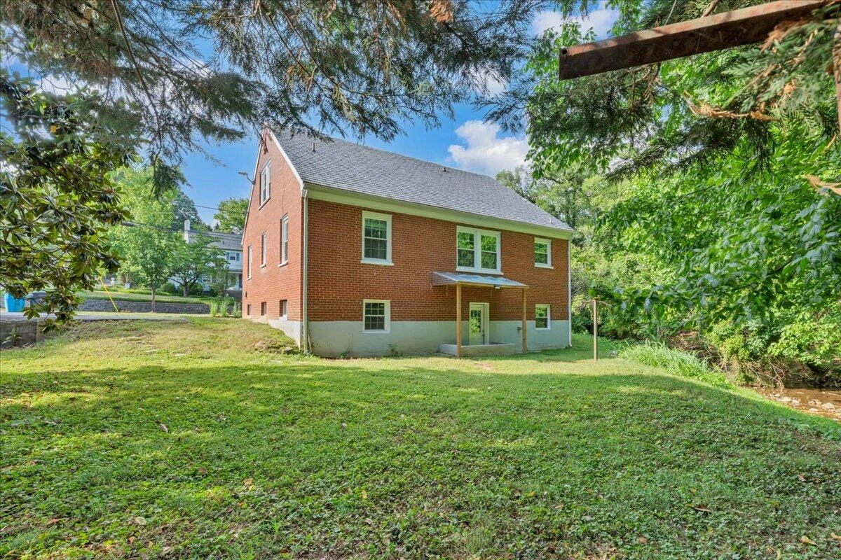 1556 Brandon AVE - Photo 36