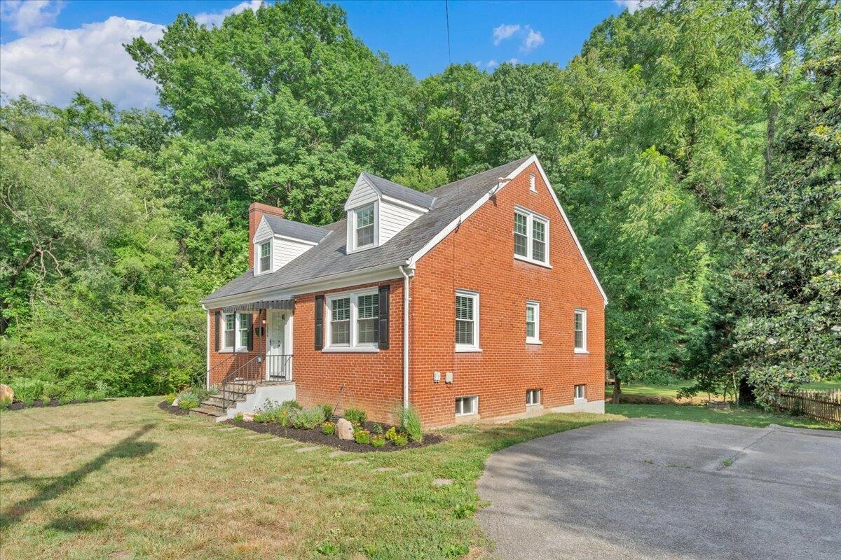 1556 Brandon AVE - Photo 45