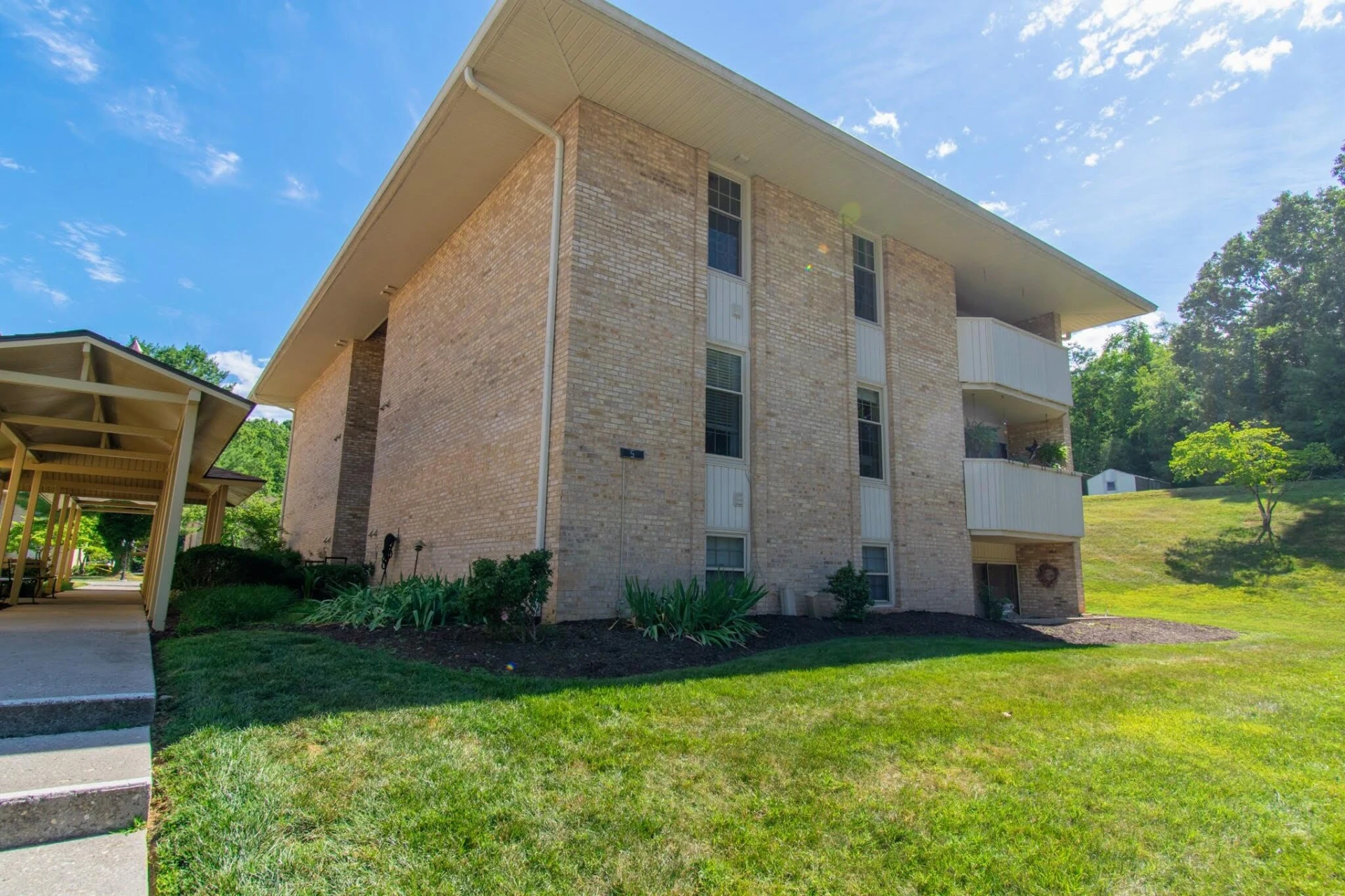 5260 Crossbow CIR #UNIT 5D - Photo 2