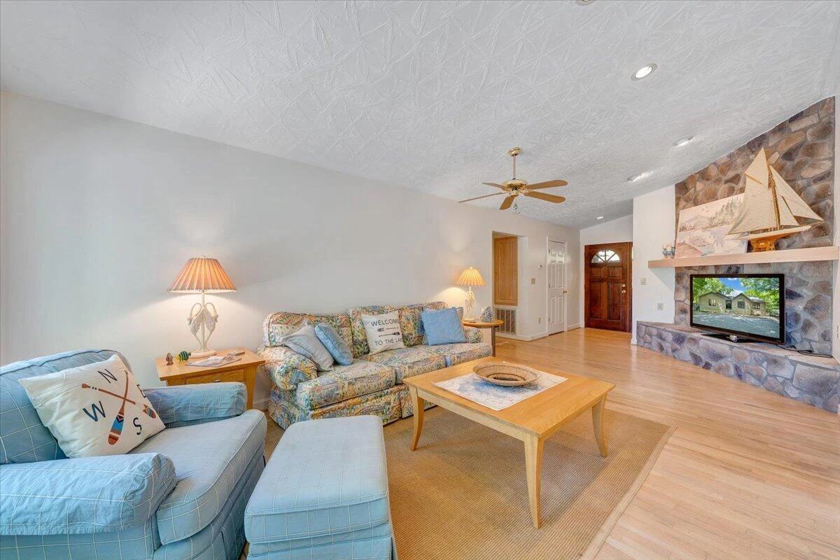 194-220 Kings WAY - Photo 9