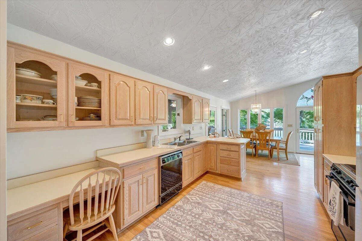 194-220 Kings WAY - Photo 14