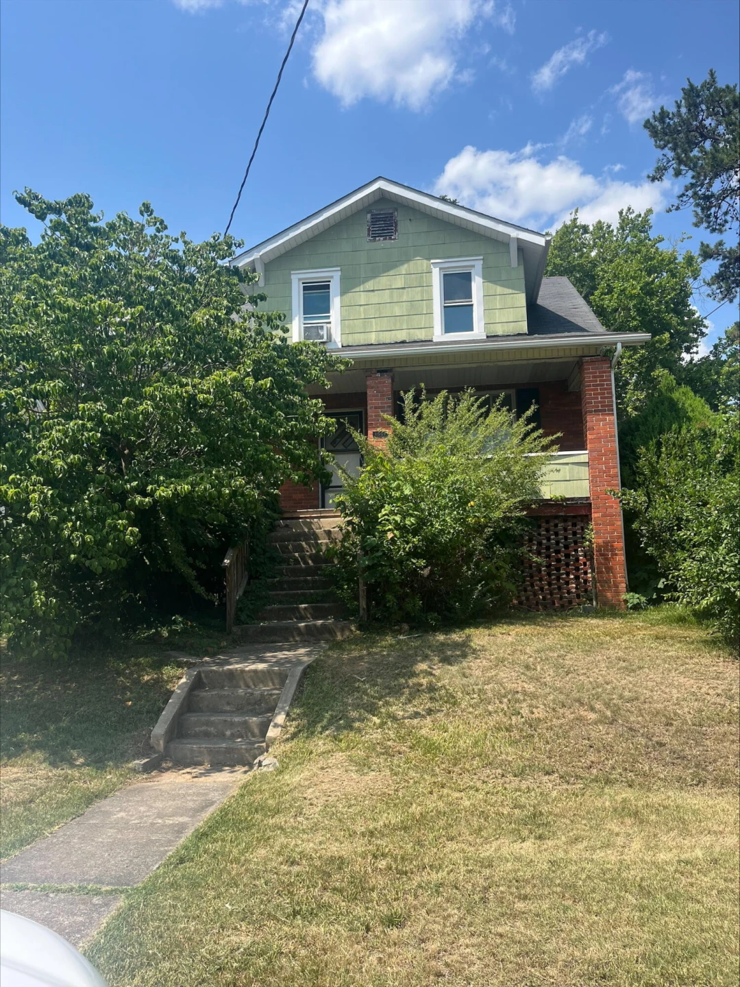 1501 Rugby BLVD NW - Photo 3