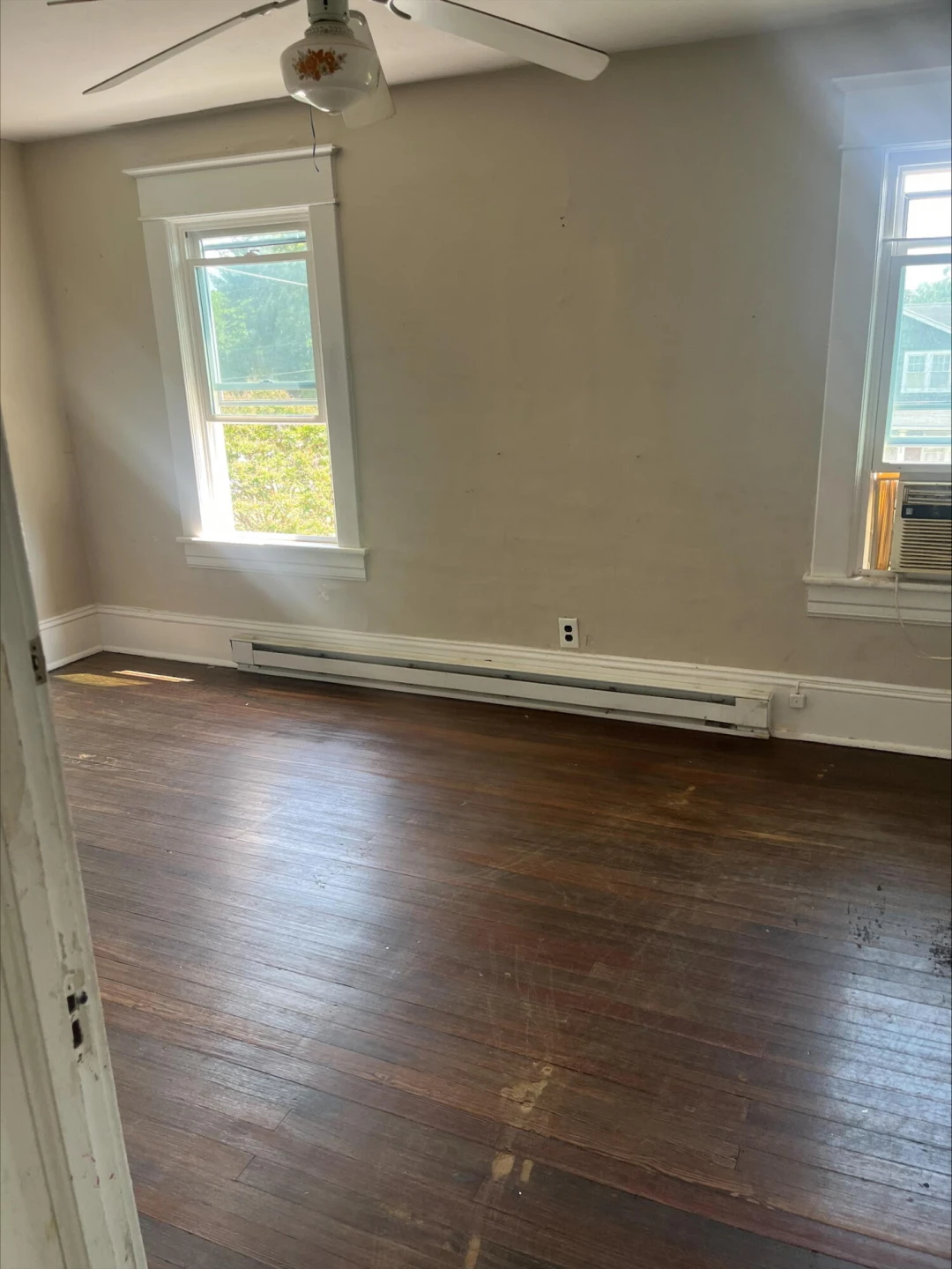 1501 Rugby BLVD NW - Photo 8
