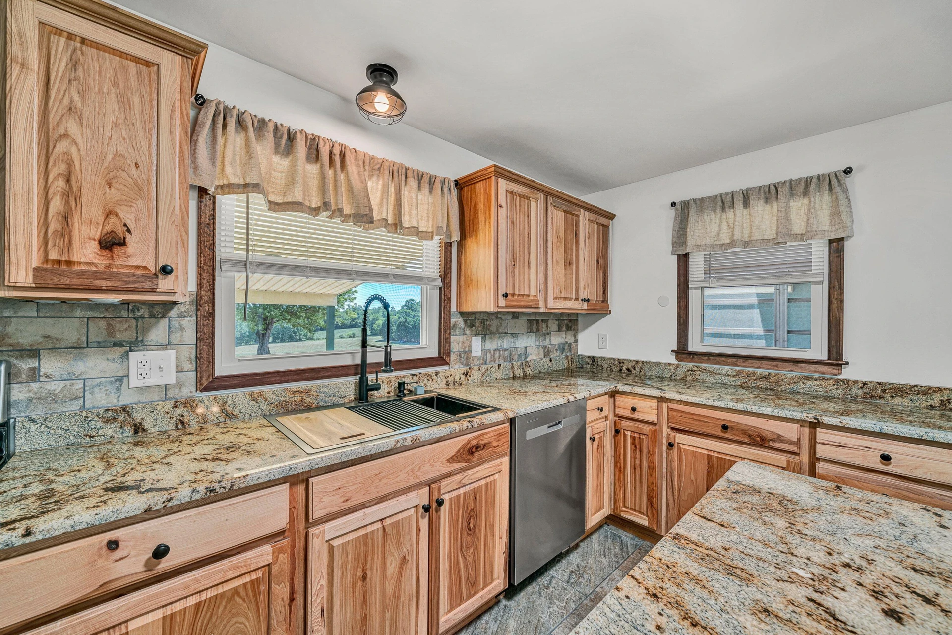 1084 Altice RD - Photo 10