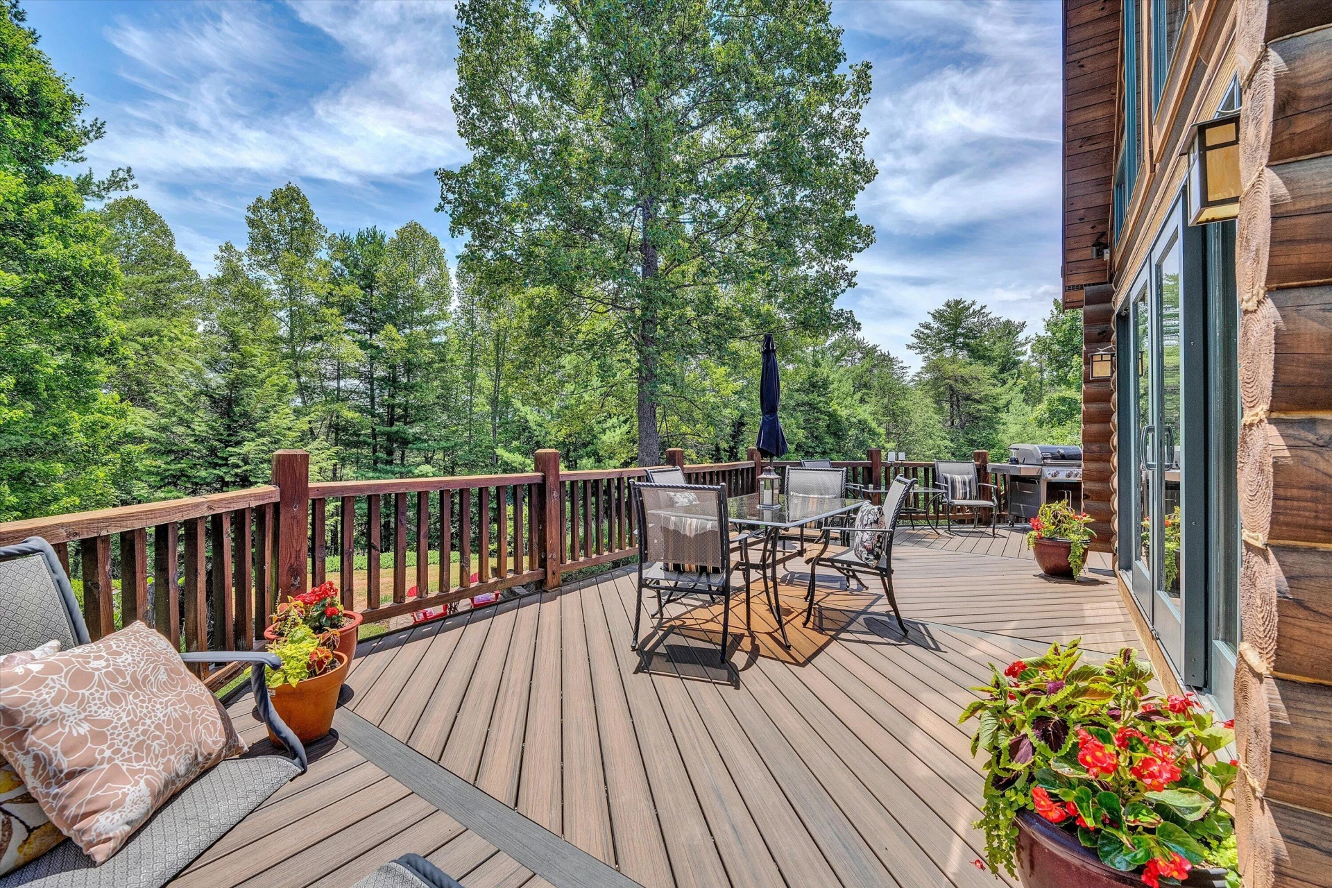 1633 SAWMILL RD - Photo 15