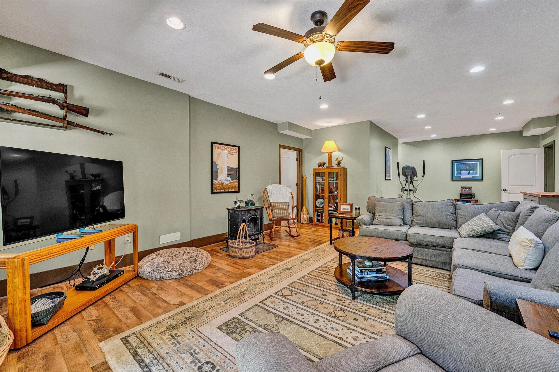 1633 SAWMILL RD - Photo 43