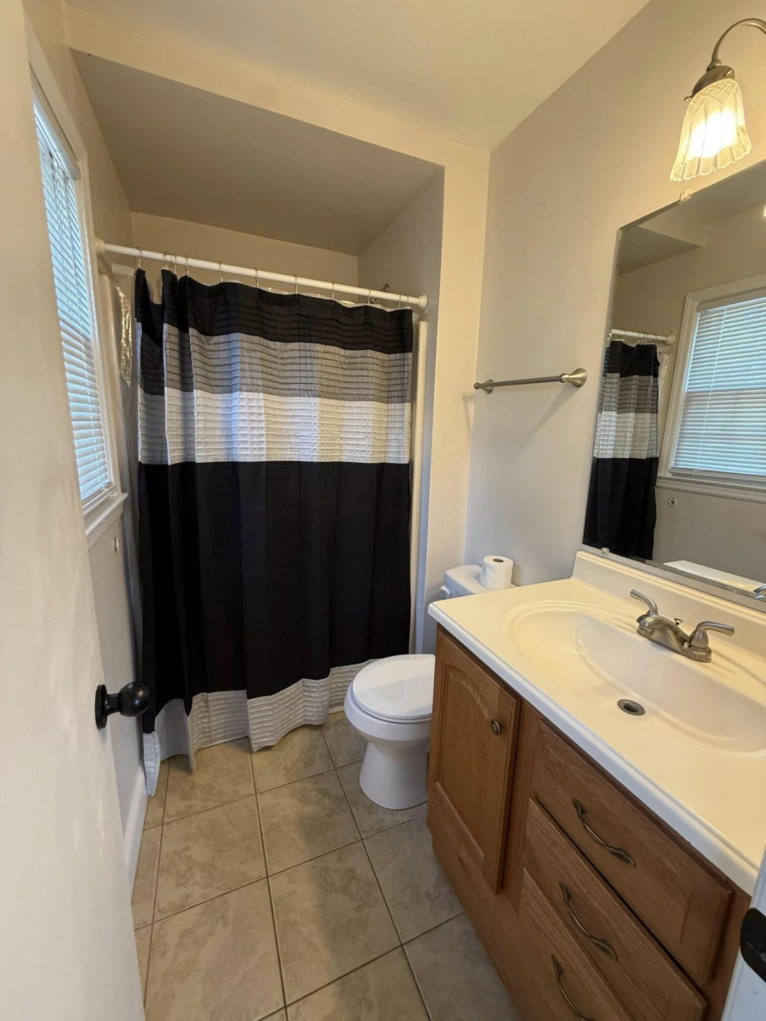 2766 Fletcher ST - Photo 18