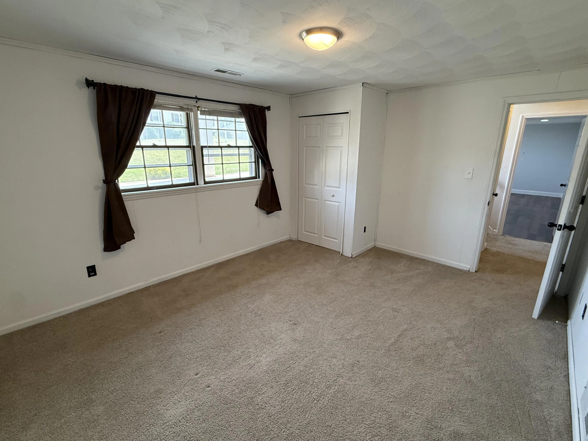2766 Fletcher ST - Photo 28