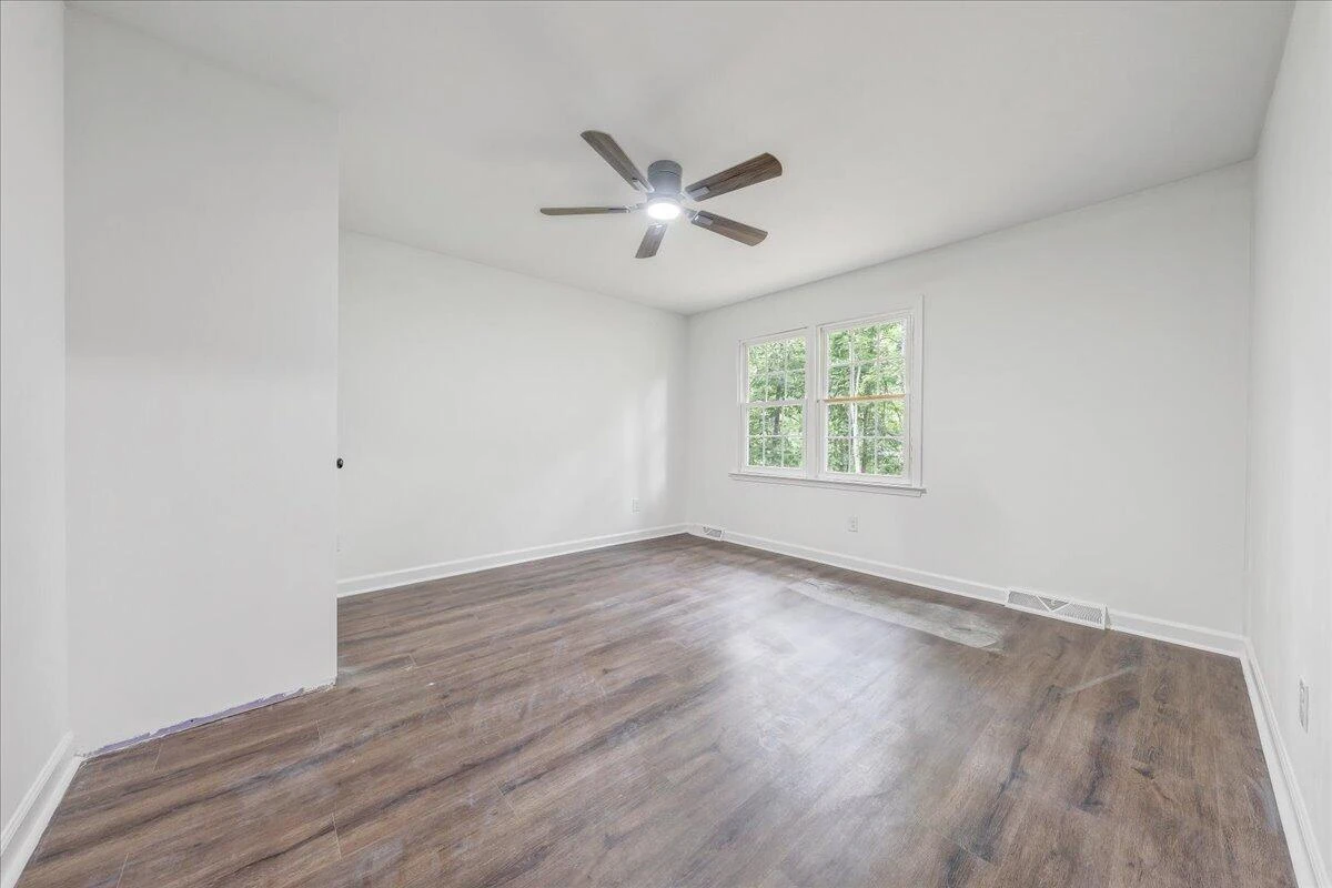181 Oakdale DR - Photo 32