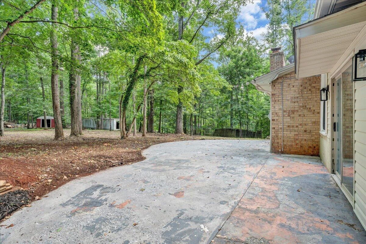 181 Oakdale DR - Photo 43