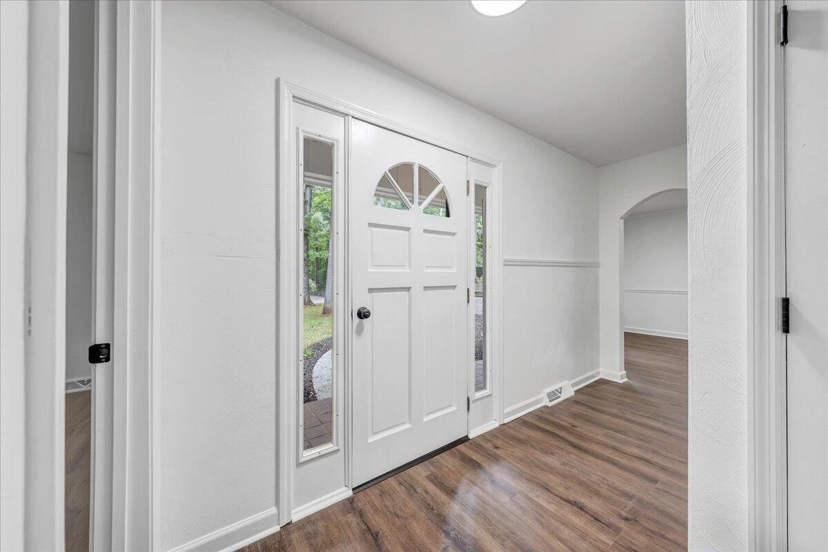 181 Oakdale DR - Photo 5