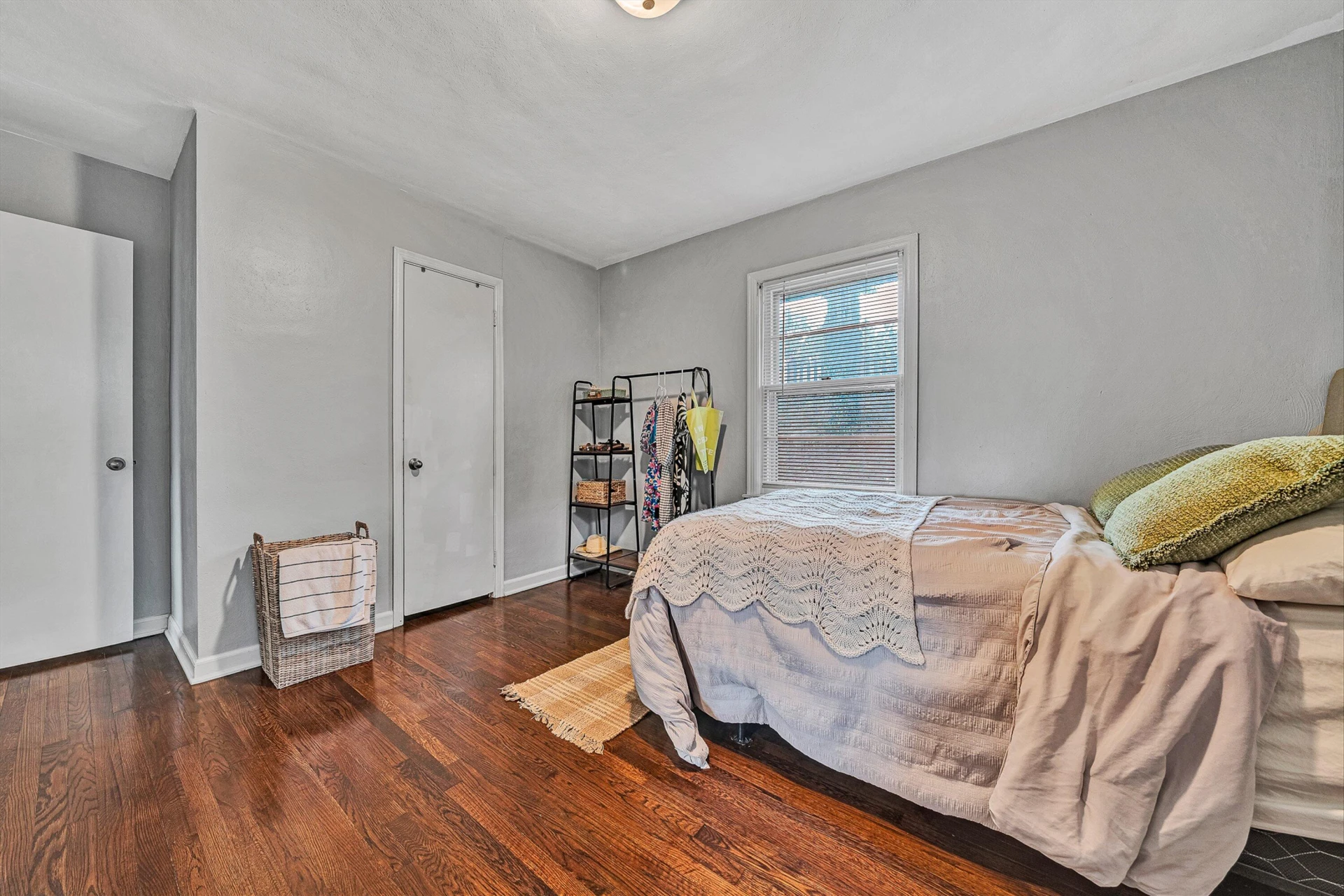 32 Hillcrest AVE NE - Photo 16
