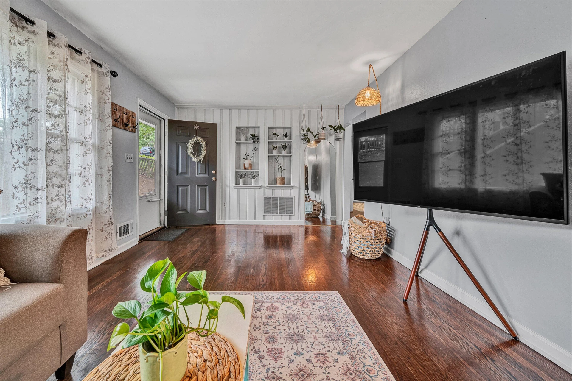 32 Hillcrest AVE NE - Photo 5