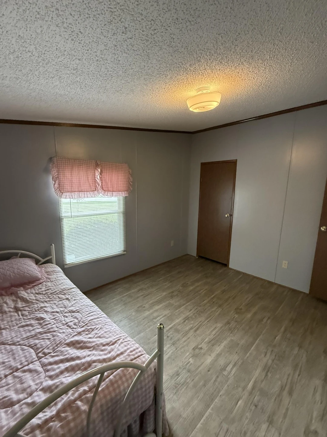 43 4th ST - Photo 28