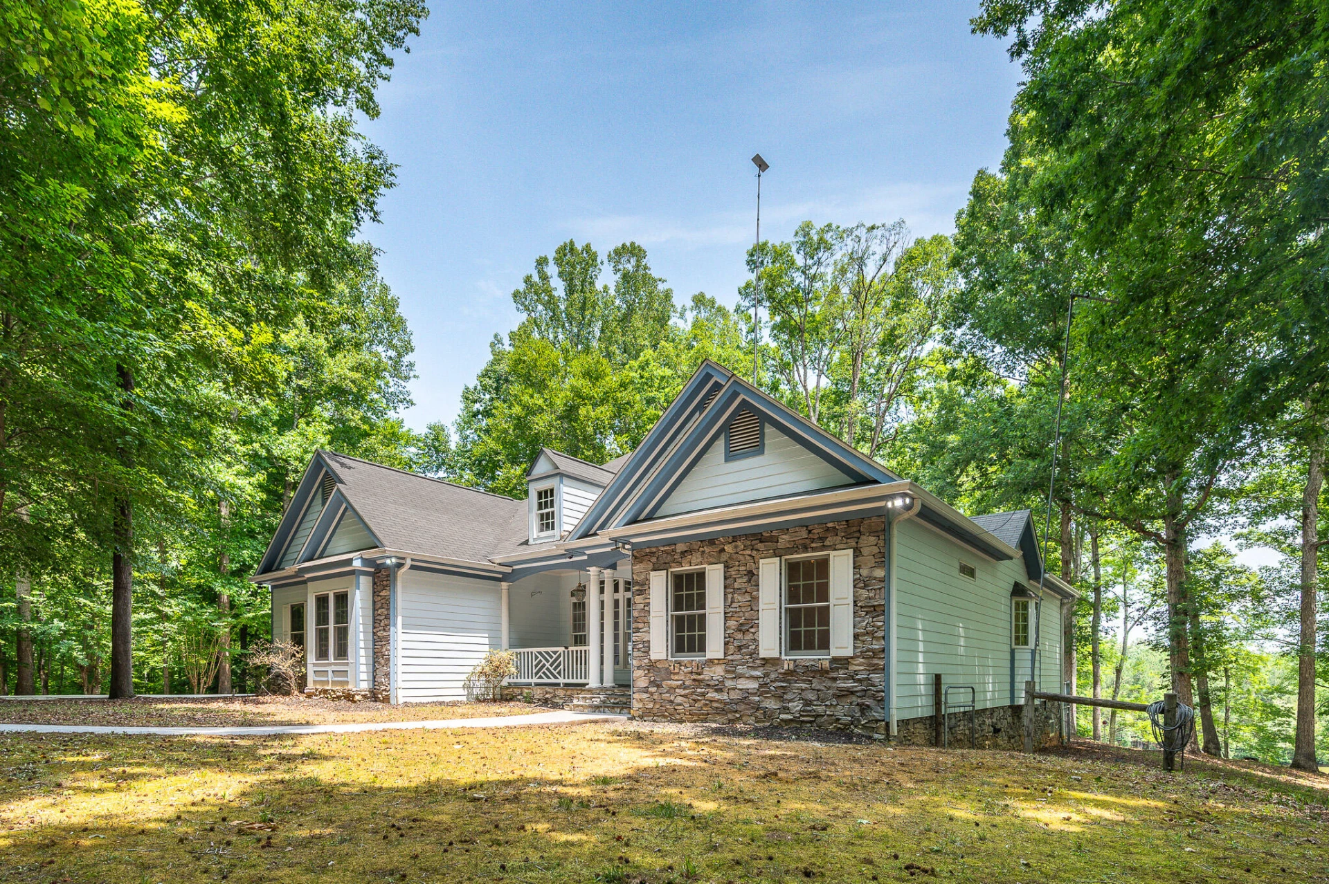 3073 Jones Ferry RD - Photo 3
