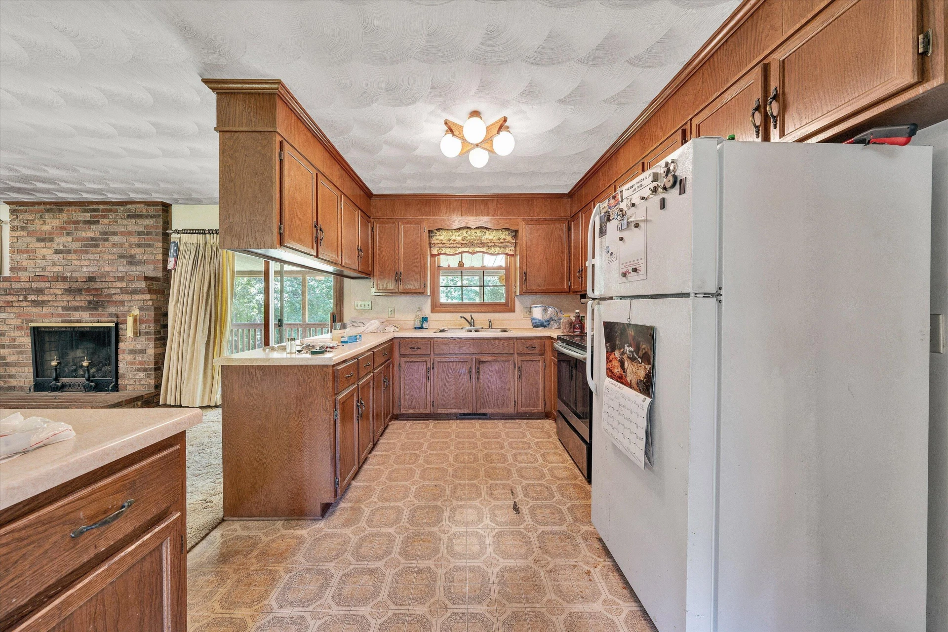 111 Pleasure Point DR - Photo 11