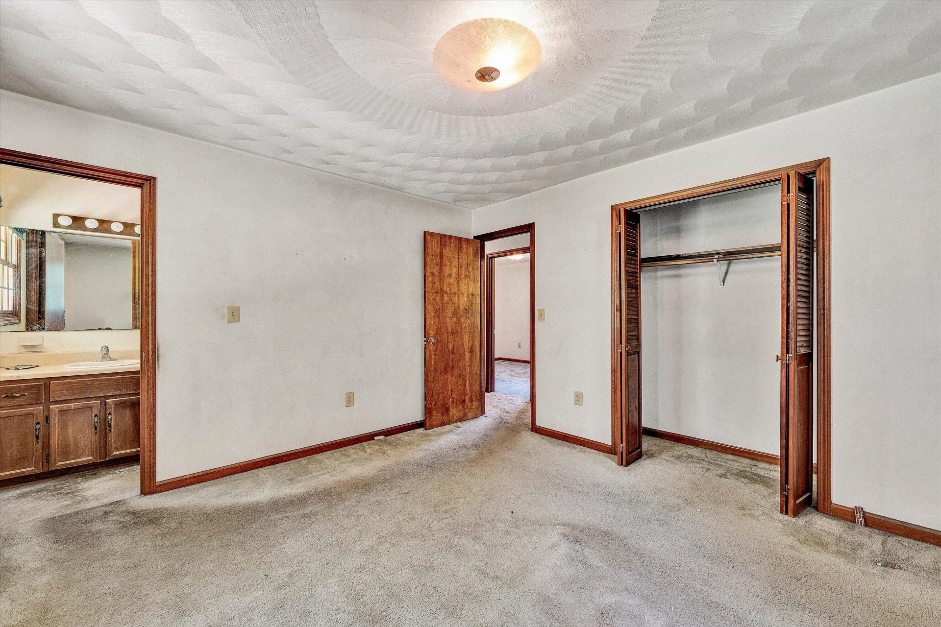 111 Pleasure Point DR - Photo 16