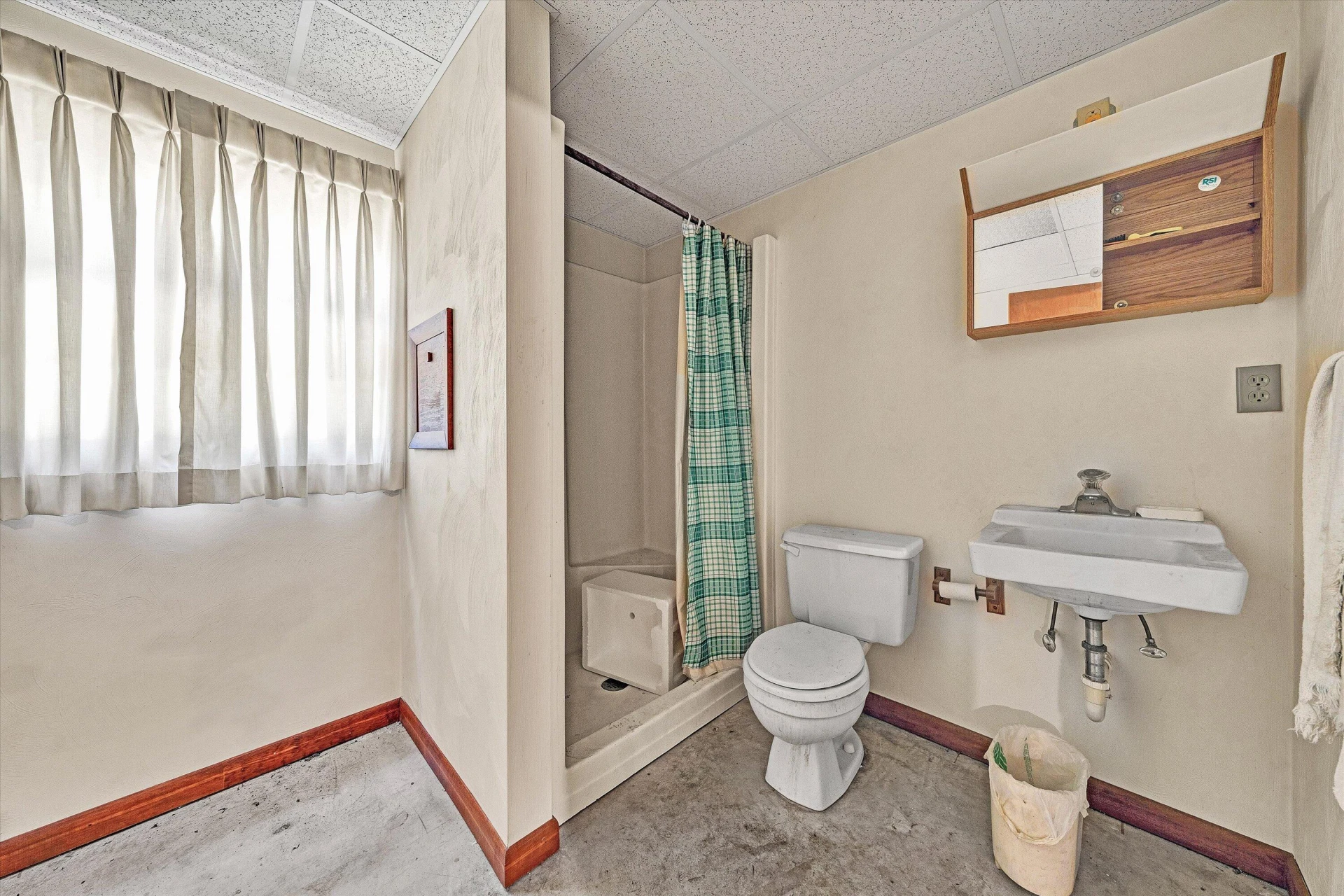 111 Pleasure Point DR - Photo 27