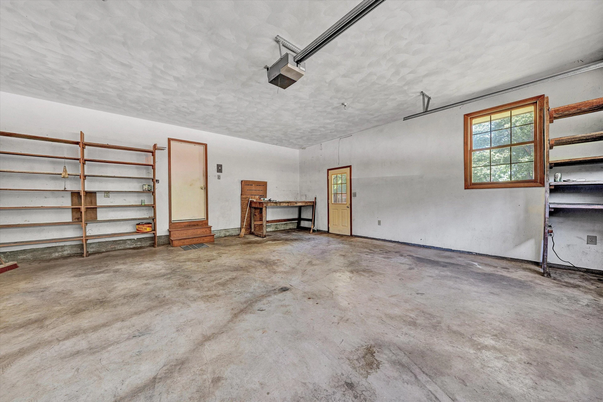 111 Pleasure Point DR - Photo 29