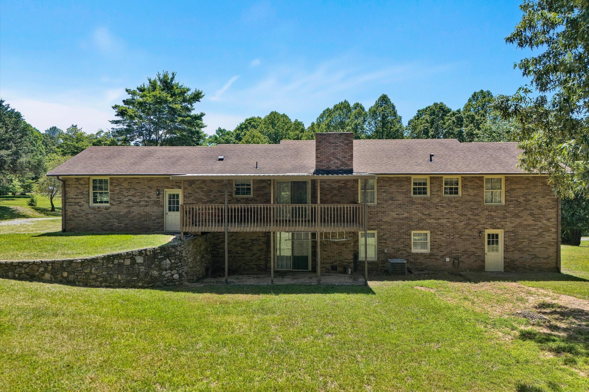111 Pleasure Point DR - Photo 33