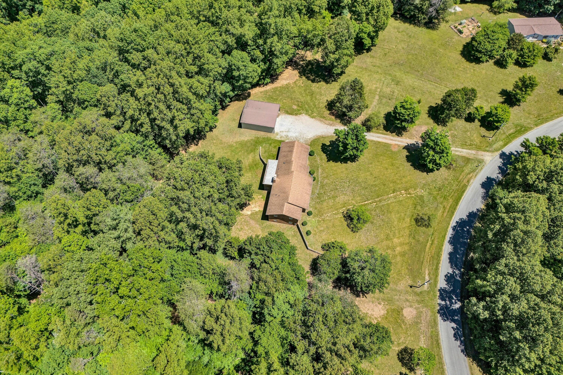 111 Pleasure Point DR - Photo 39