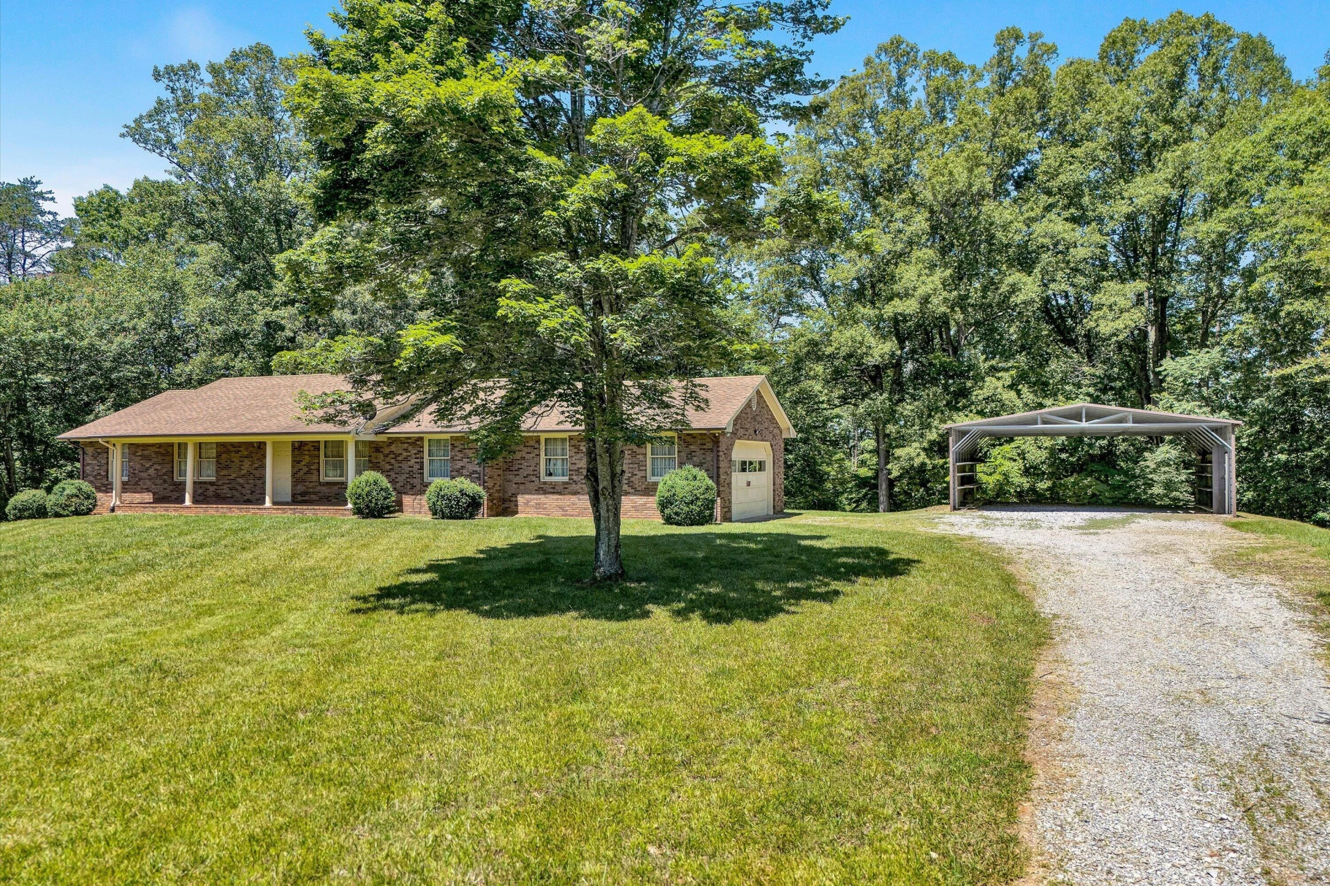 111 Pleasure Point DR - Photo 4