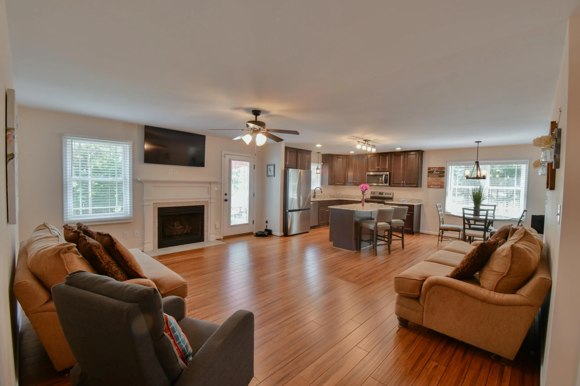 218 Mansfield DR - Photo 6
