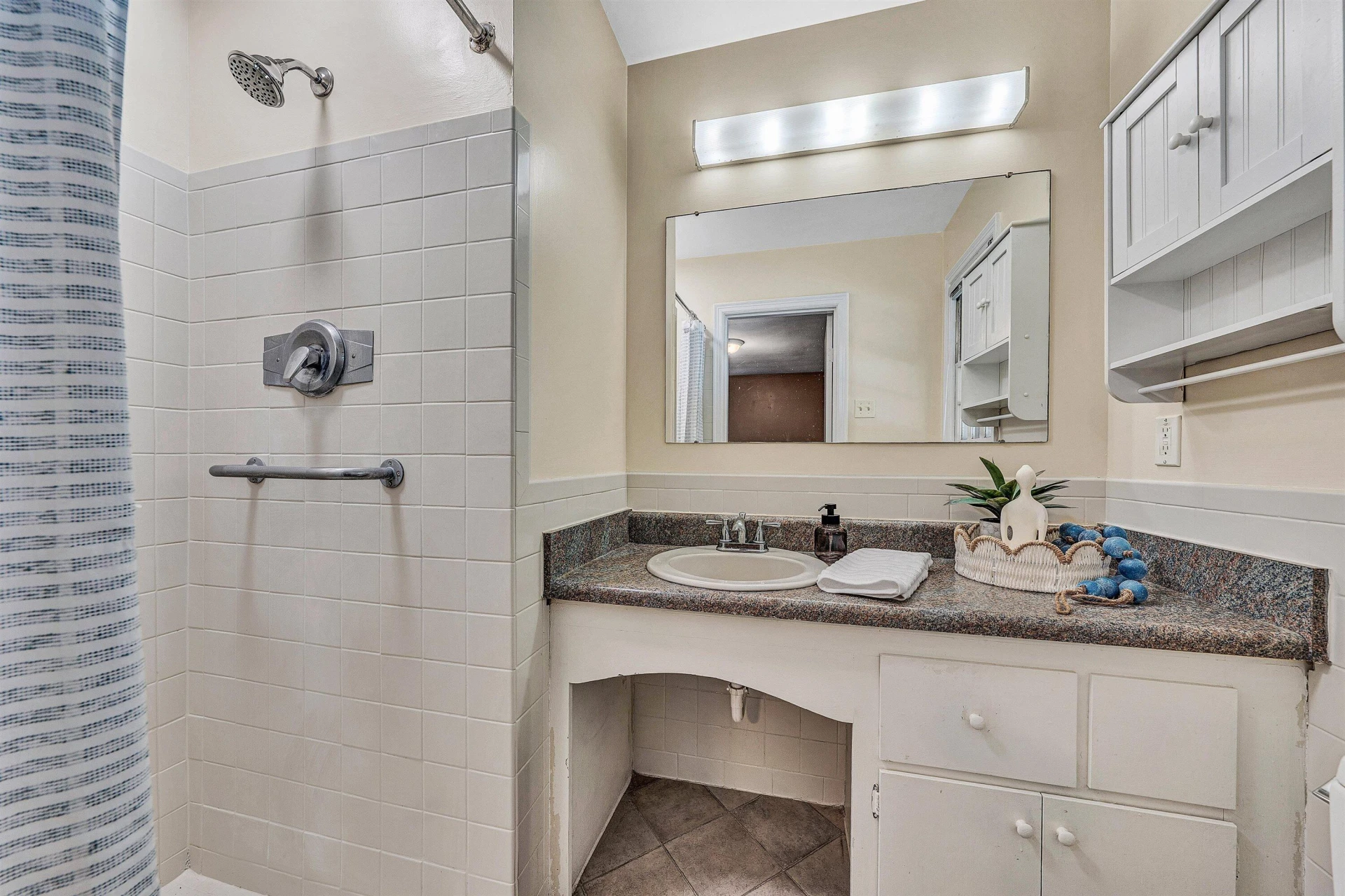 423 Highfield RD - Photo 17