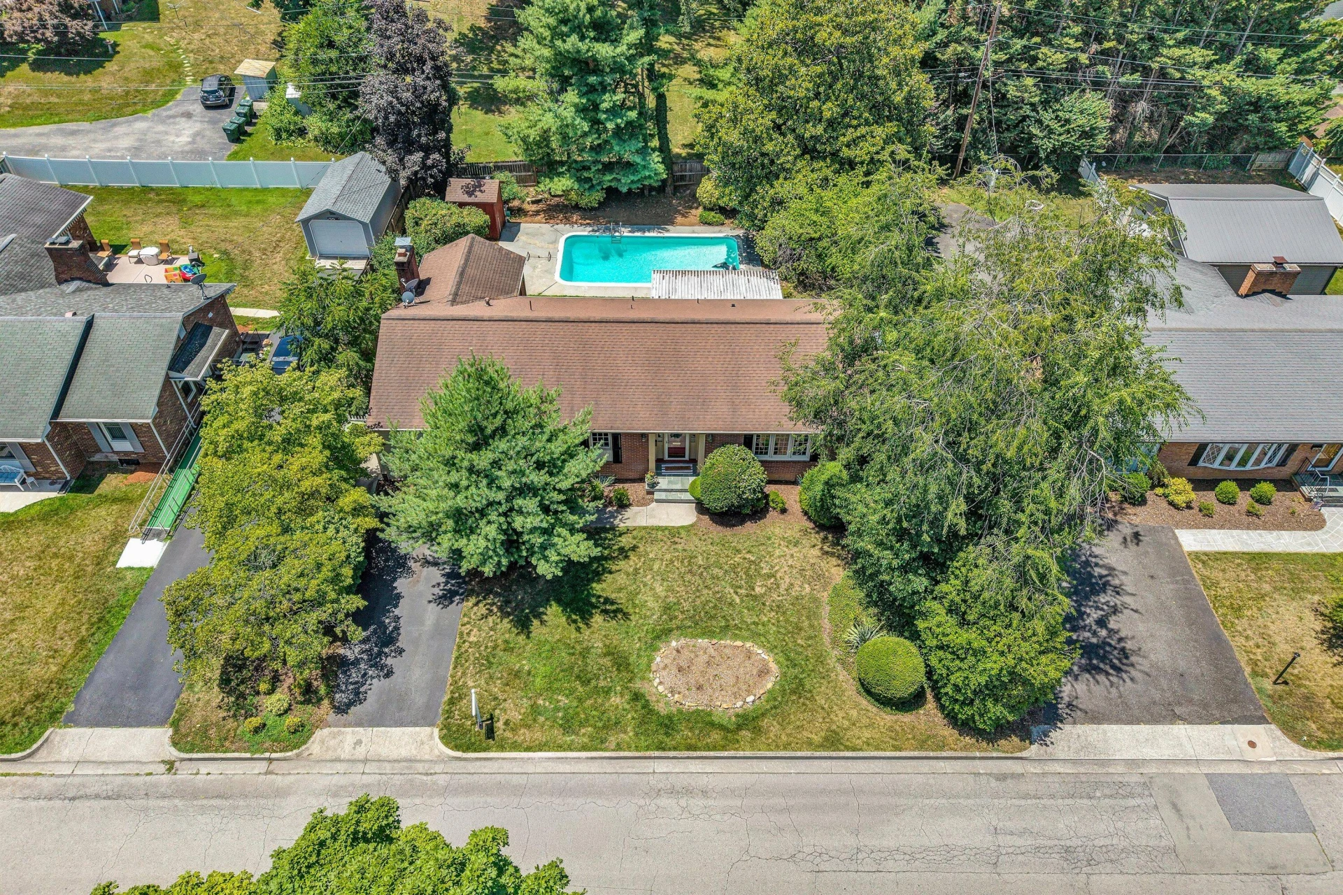 423 Highfield RD - Photo 34
