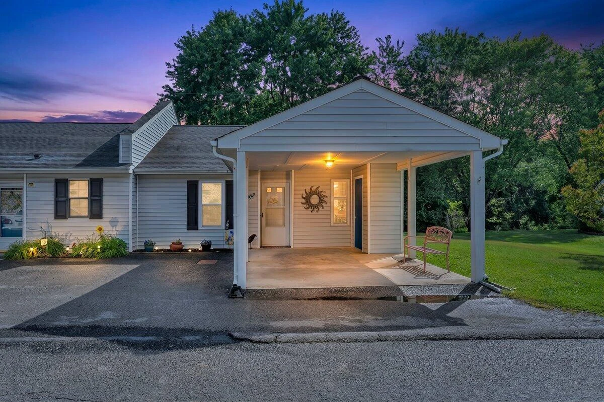 390 Tinkerview DR