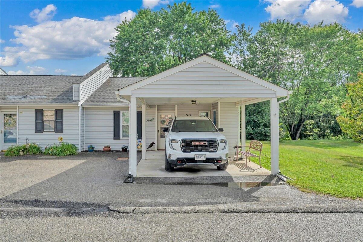 390 Tinkerview DR - Photo 32