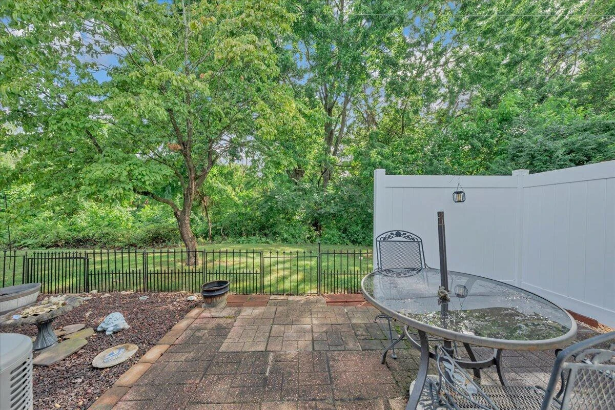 390 Tinkerview DR - Photo 39