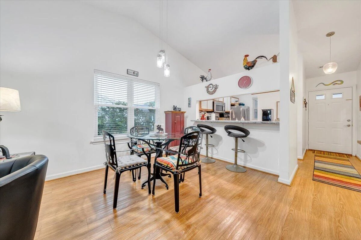 390 Tinkerview DR - Photo 5