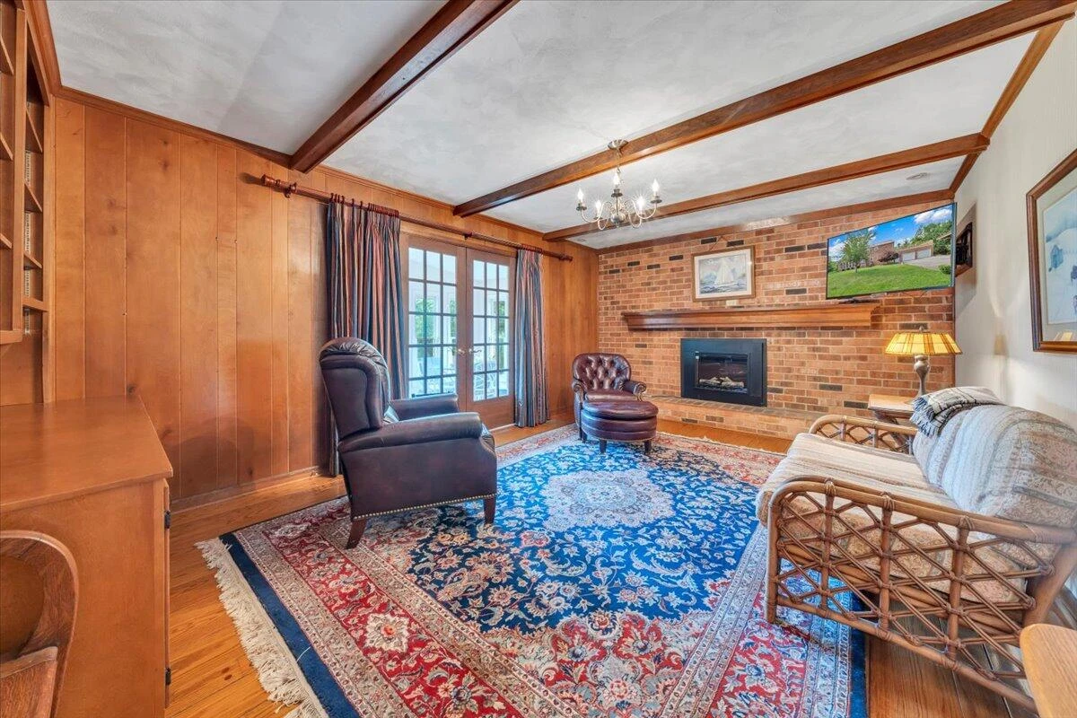 1700 Home CIR - Photo 12