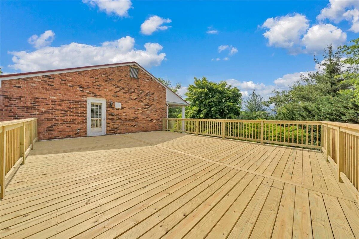1700 Home CIR - Photo 28